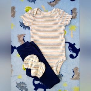 Onesie w/ matching mittens